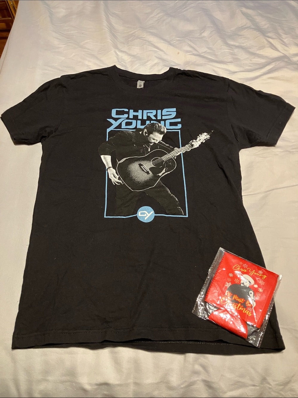 Chris Young bundle - Picture 2 of 7